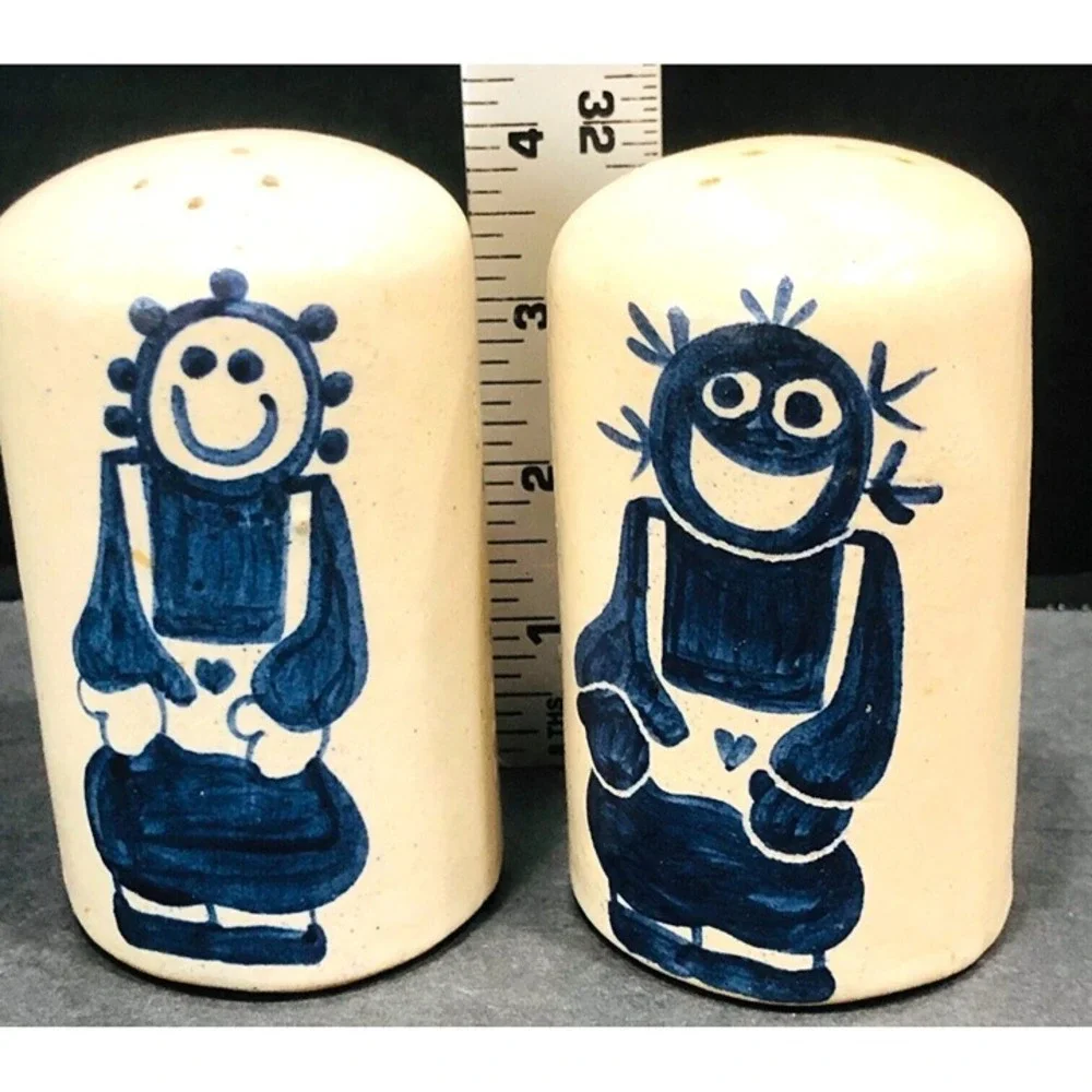 Blue Folk Art Character Ceramic Salt Pepper Shakers Raggedy Ann Andy Country‎